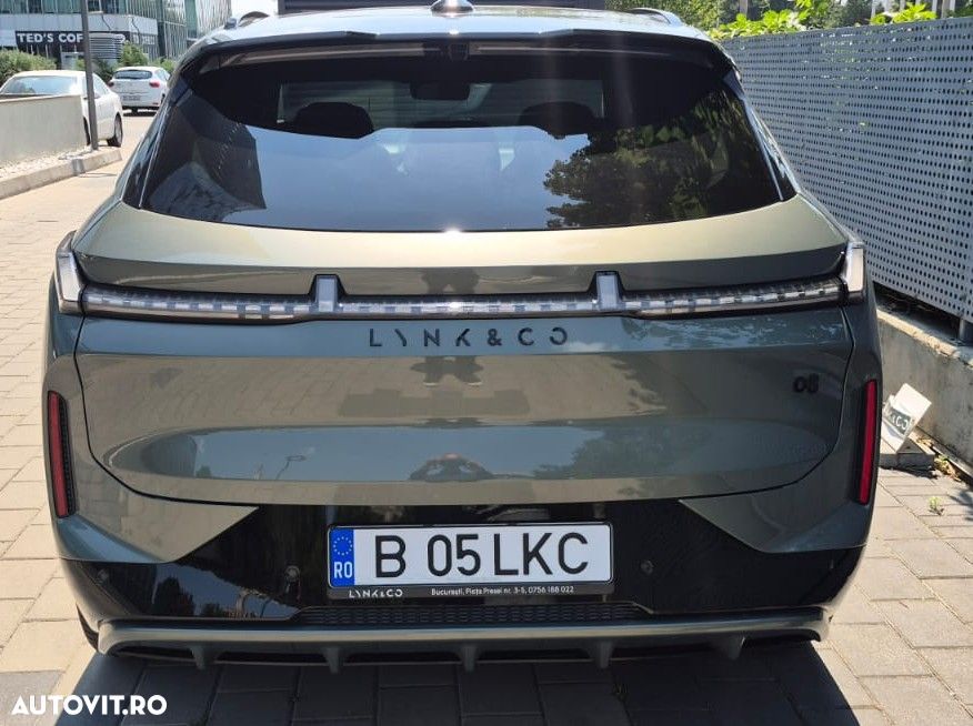 Lynk&Co 08 - 5