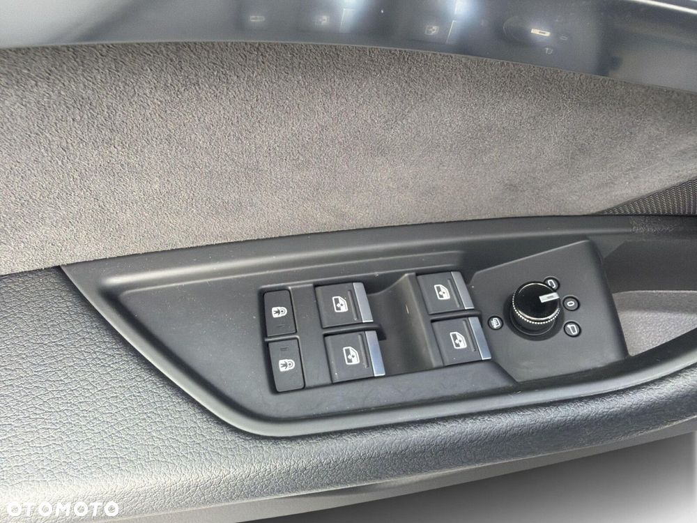 Audi e-tron - 29