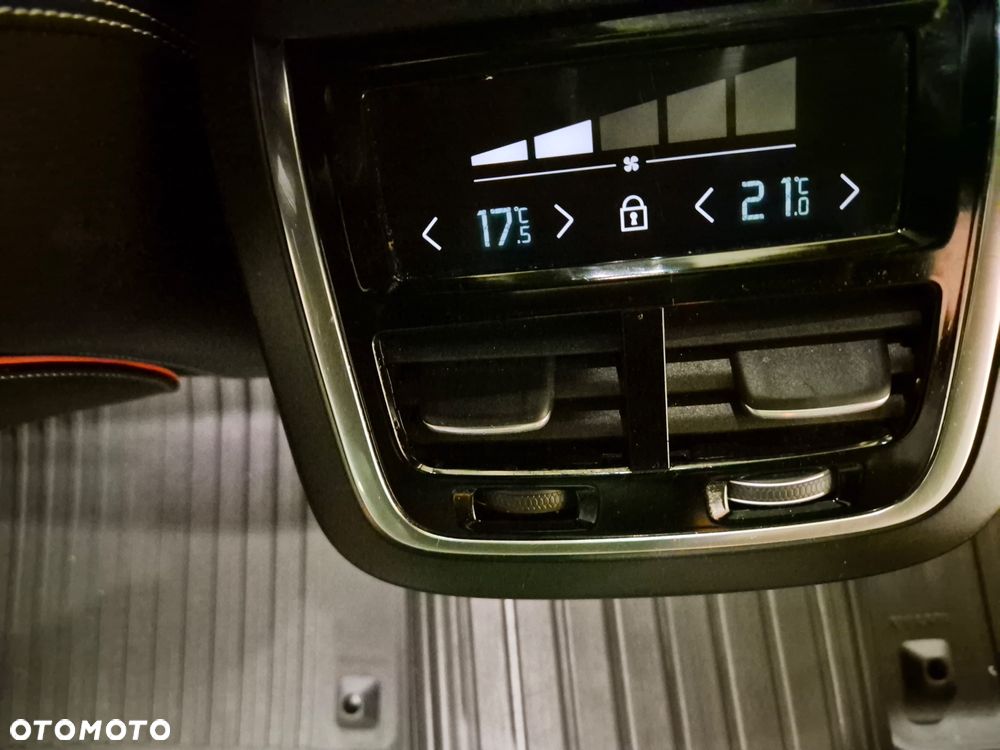 Volvo V90 Cross Country T6 AWD Ocean Race - 24