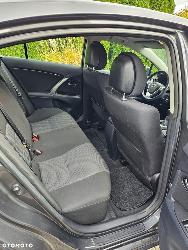 Toyota Avensis 1.6 Life - 33