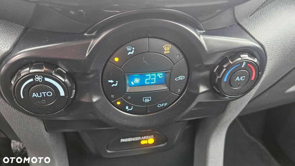 Ford EcoSport 1.0 EcoBoost TITANIUM - 11