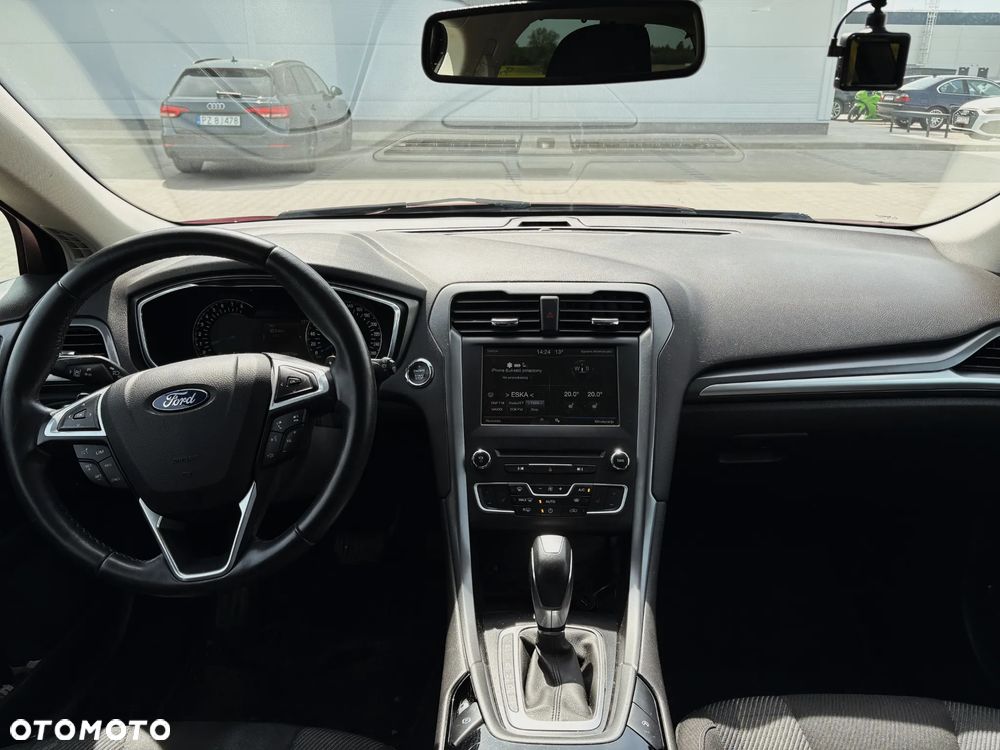 Ford Mondeo 2.0 EcoBoost Titanium - 11