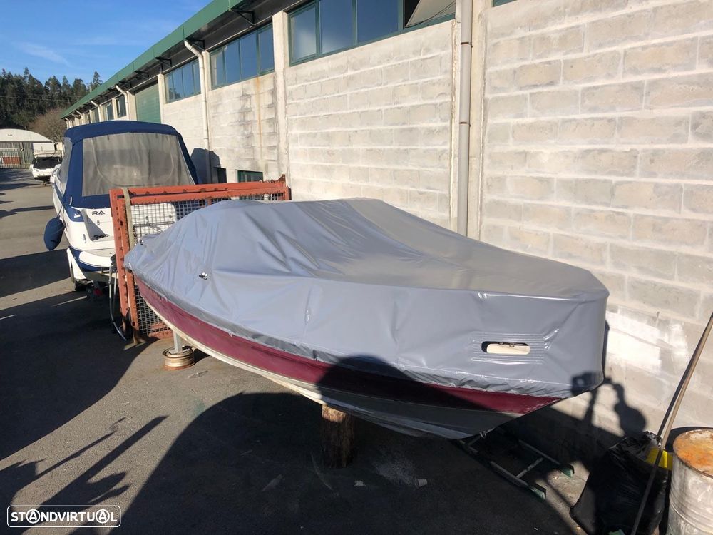 Maxum 2000 SCL Cabinado - 13