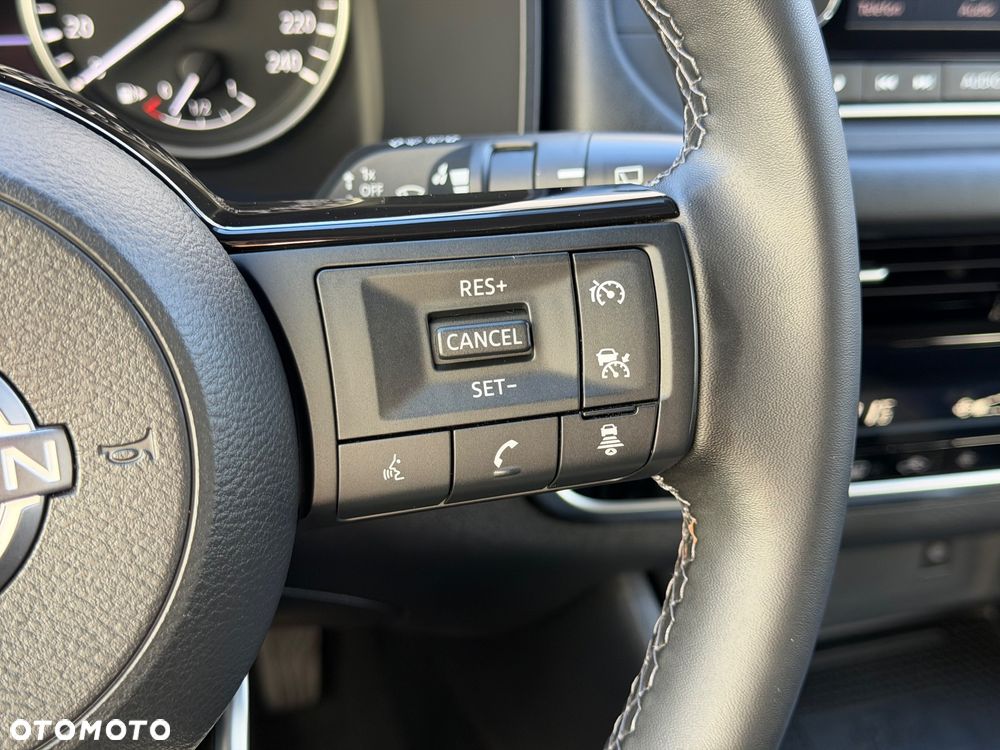 Nissan Qashqai 1.3 DIG-T MHEV N-Connecta - 26