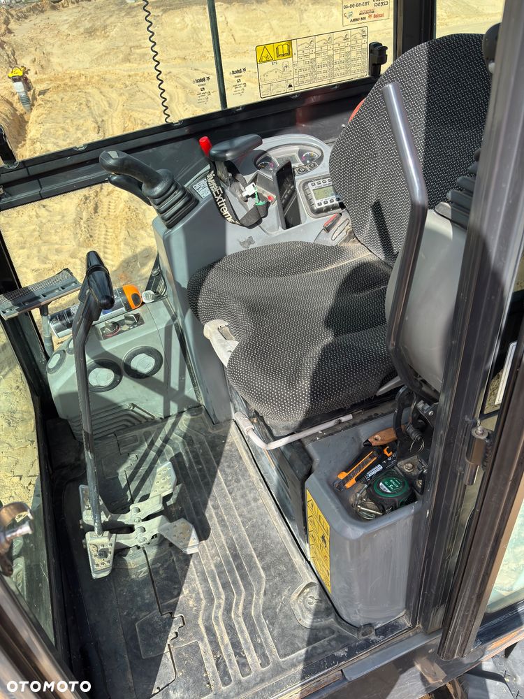 Bobcat E19 - 5