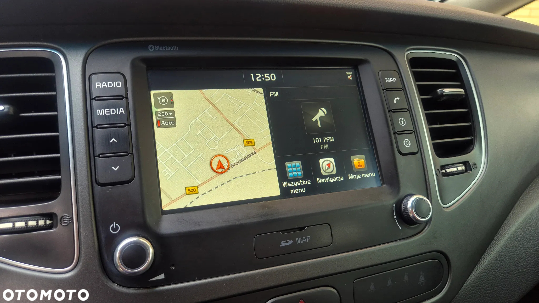 Kia Carens 1.6 GDI Dream Team Edition - 29