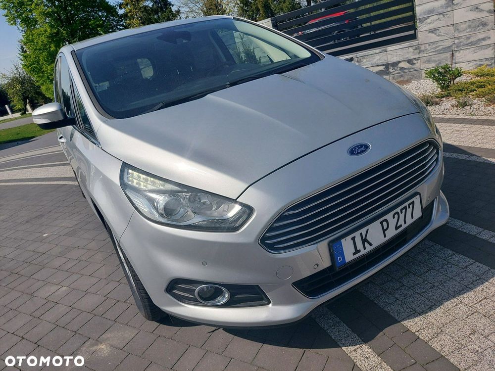 Ford S-Max - 10
