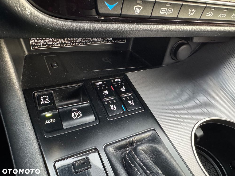 Lexus RX 450h (hybrid) F Sport - 38