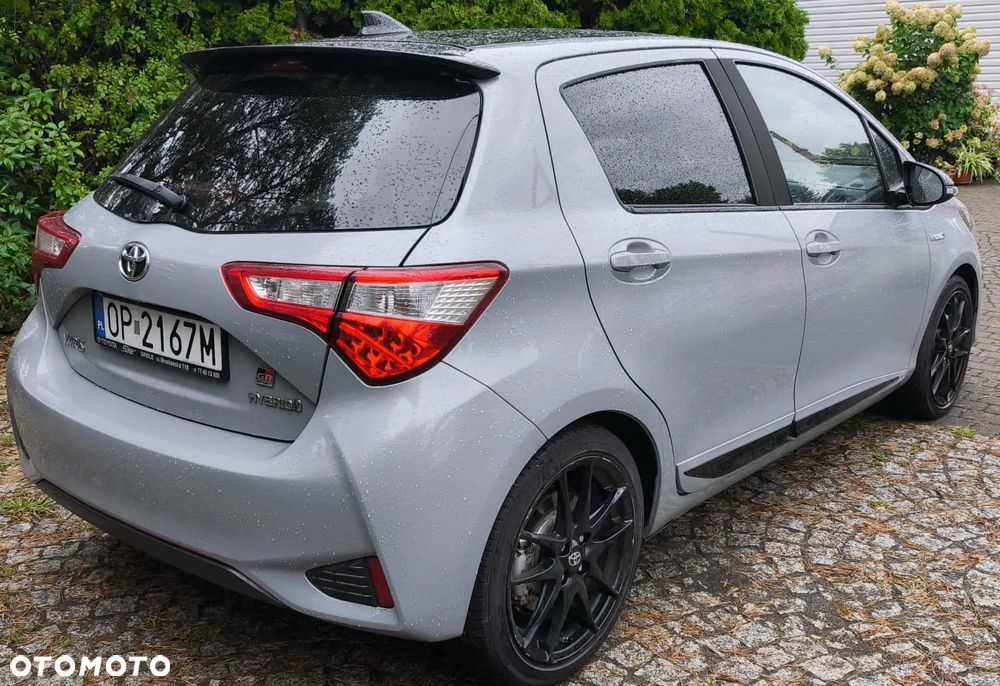 Toyota Yaris Hybrid 100 GR Sport - 5