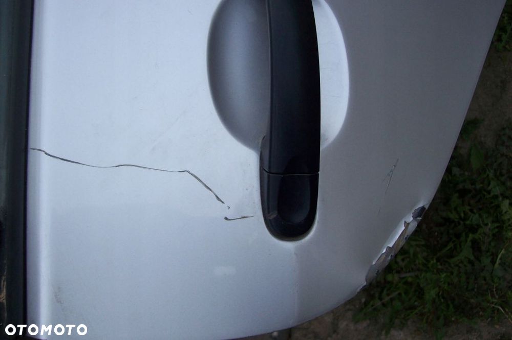 DRZWI TYLNE PRAWE VW GOLF 5 PLUS LA7W - 2