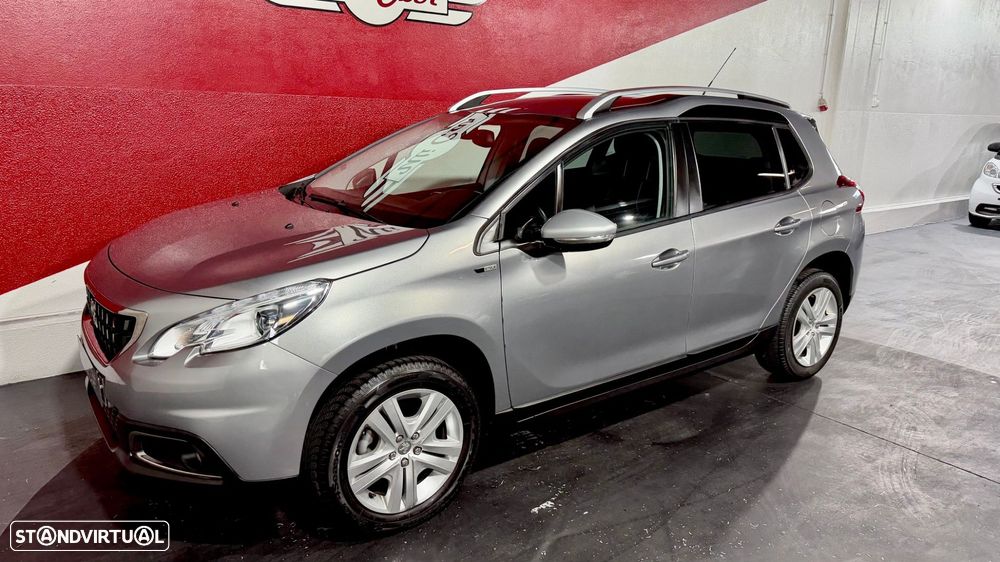 Peugeot 2008 1.2 PureTech Style - 40
