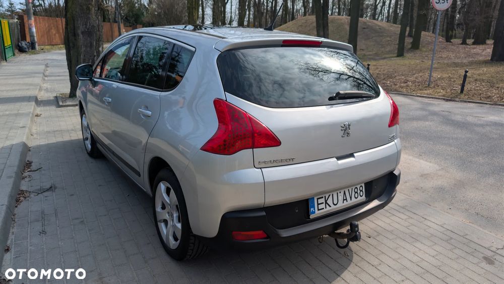 Peugeot 3008 HDi 115 Allure - 3