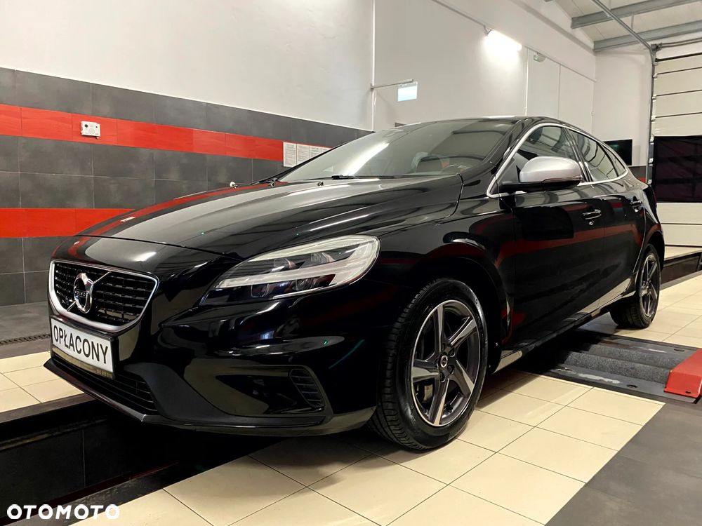 Volvo V40 D3 Drive-E R-Design Momentum - 2