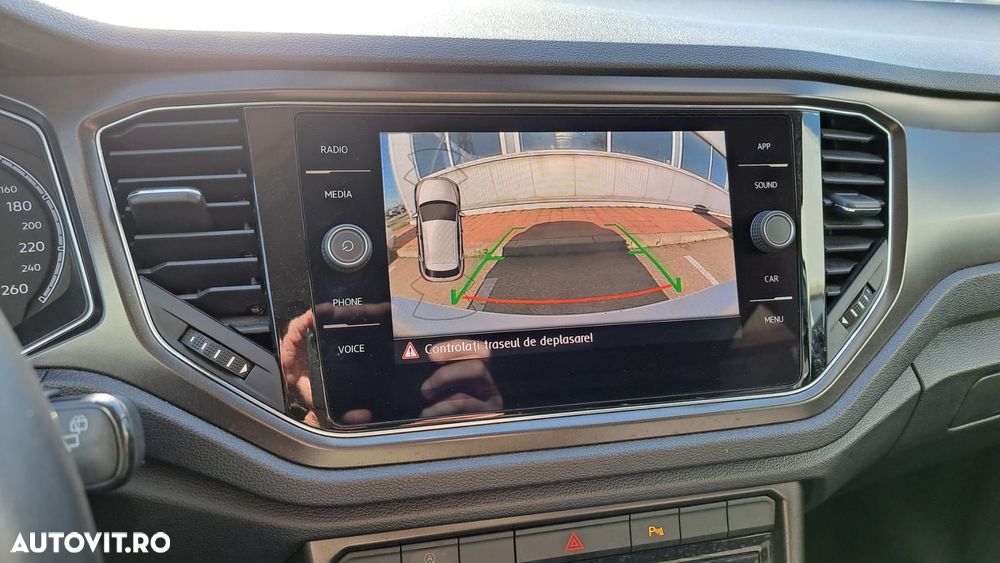 Volkswagen T-Roc 1.5 TSI Design - 8