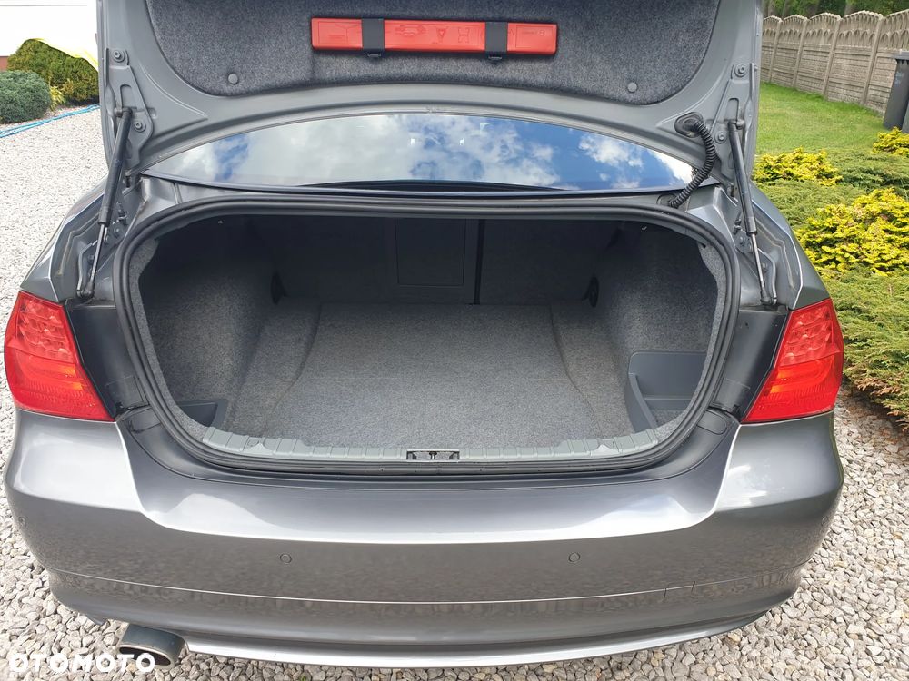 BMW Seria 3 320i Edition Lifestyle - 8