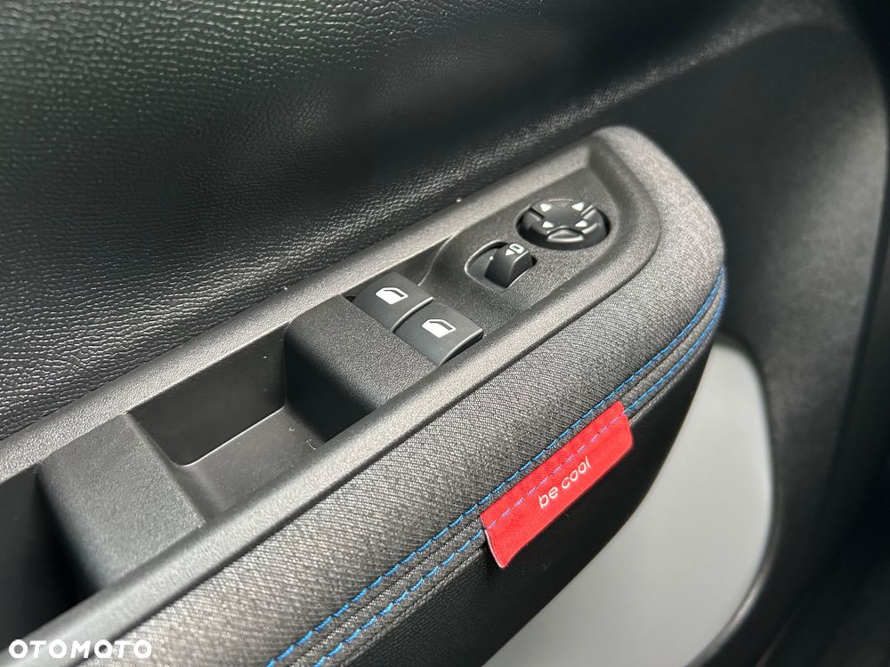 Citroën C3 1.2 T Plus - 25