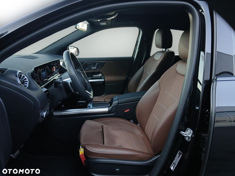Mercedes-Benz GLA 220 4Matic 8G-DCT AMG Line Advanced Plus - 13