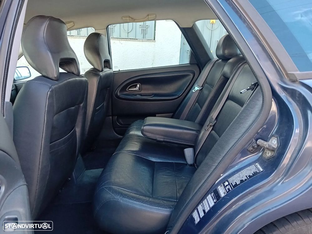 Volvo V40 1.9 D CR - 4