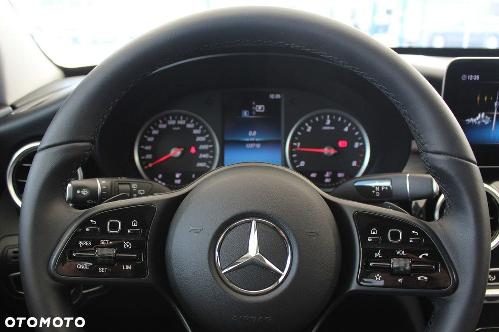 Mercedes-Benz Klasa C 200 d T 9G-TRONIC Exclusive - 13