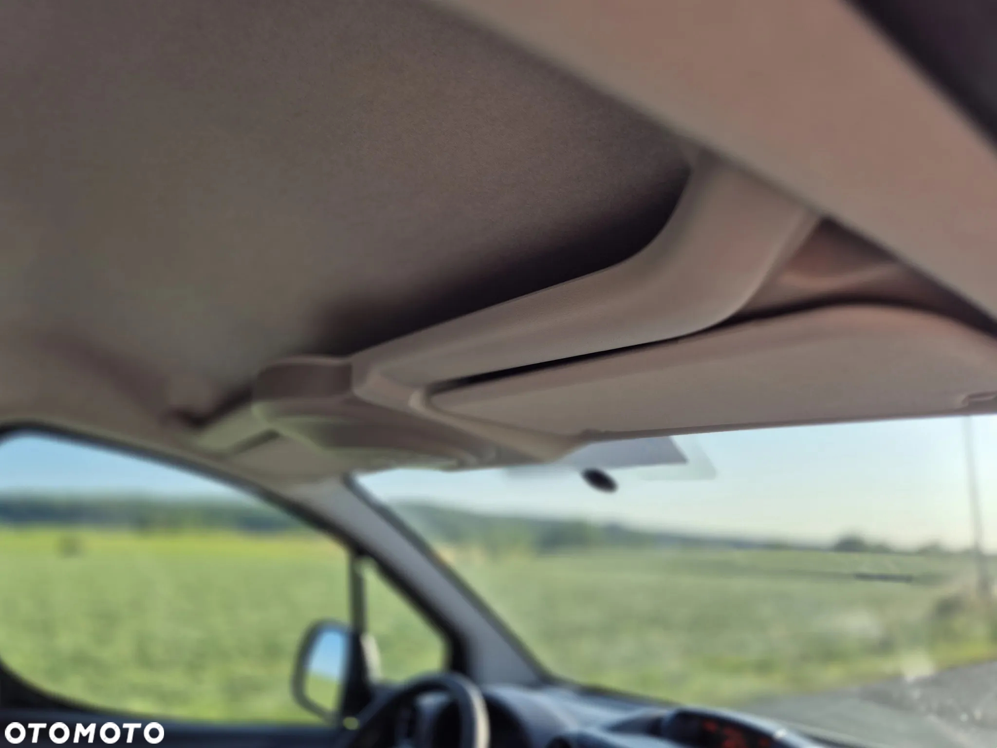 Citroën BERLINGO - 11