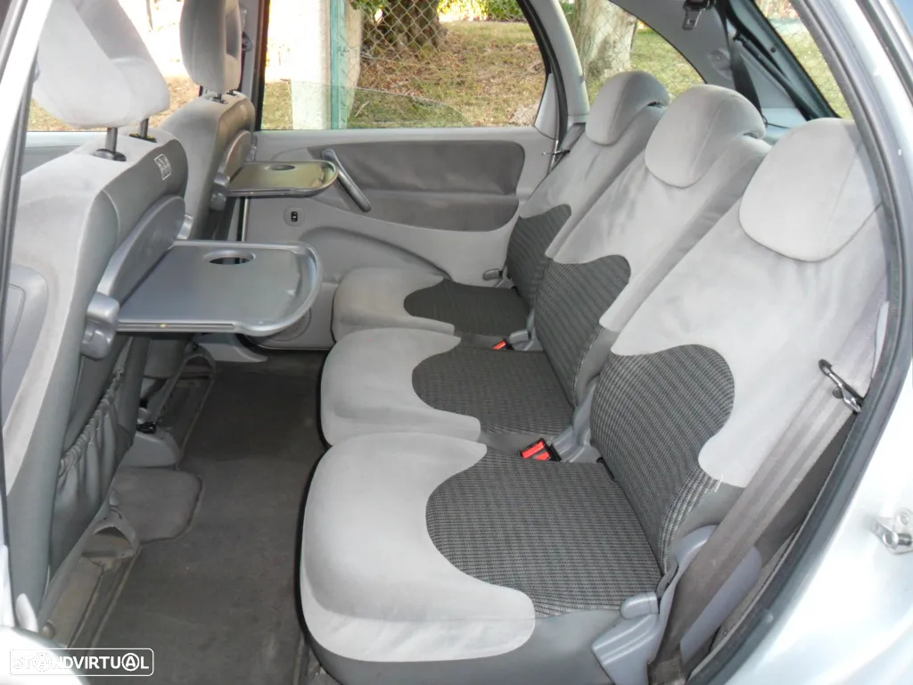 Citroën Xsara Picasso 1.6 HDi Exclusi. - 19
