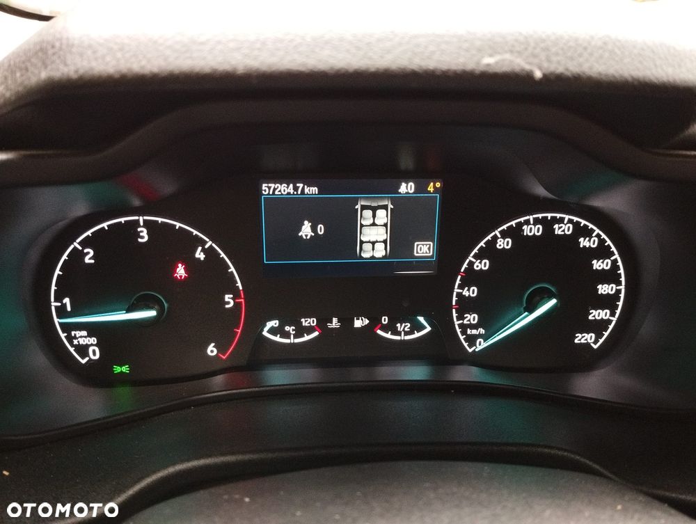 Ford Tourneo Connect Grand - 28