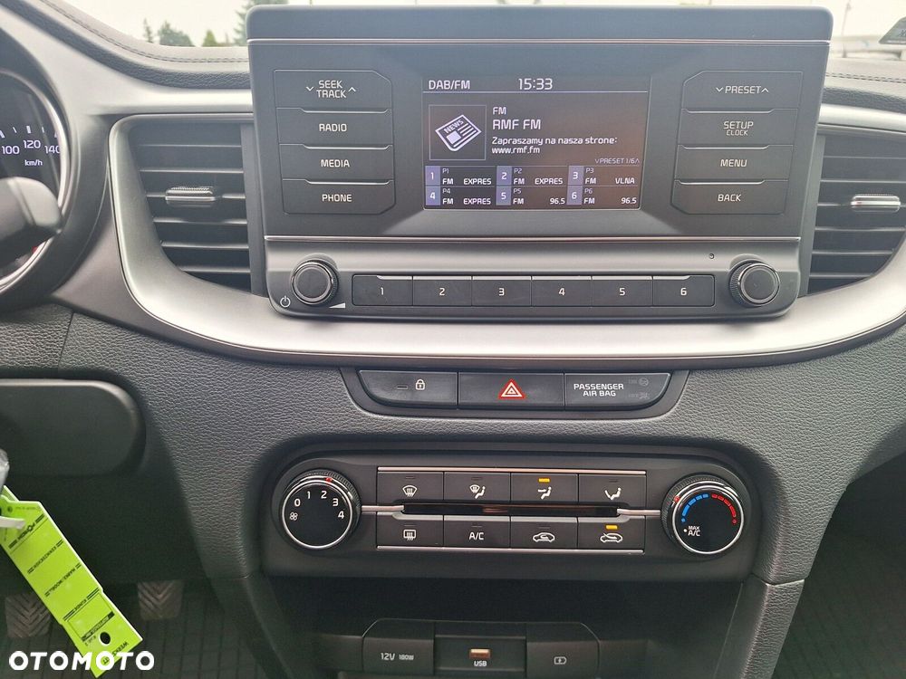 Kia Ceed - 21