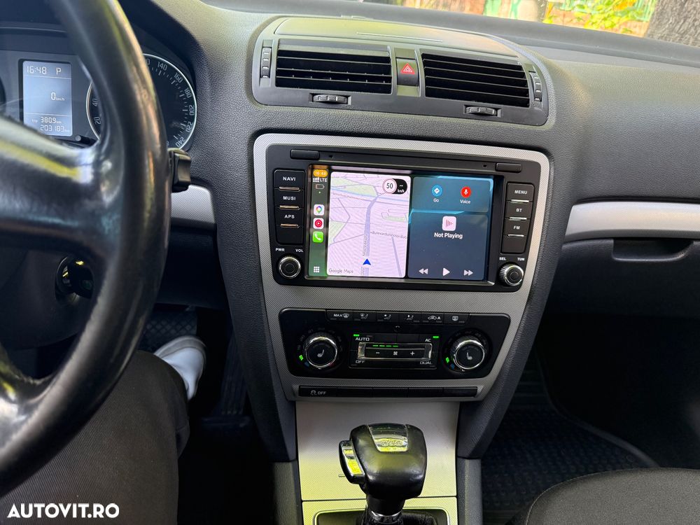 Skoda Octavia 1.6 TDI Ambiente DSG - 10