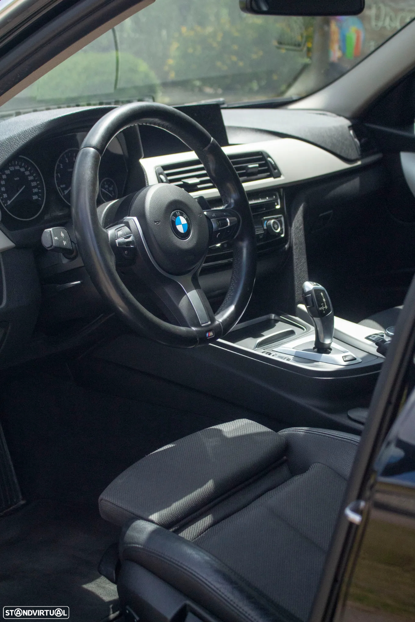 BMW 330 e iPerformance Advantage - 3