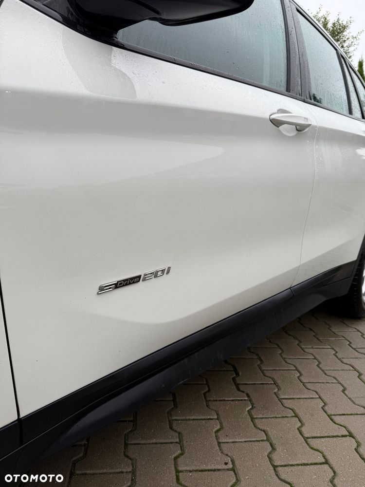 BMW X1 sDrive20i - 9
