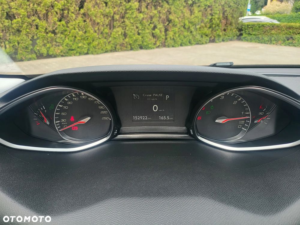 Peugeot 308 BlueHDi 120 EAT6 Stop & Start Allure - 28