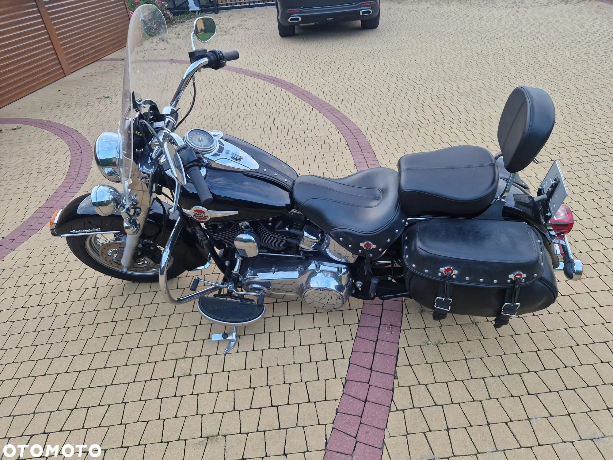 Harley-Davidson Softail Heritage Classic - 13