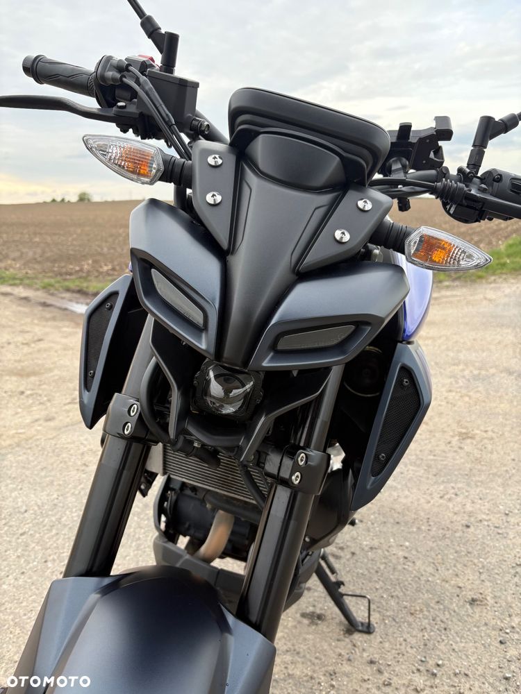 Yamaha MT - 7