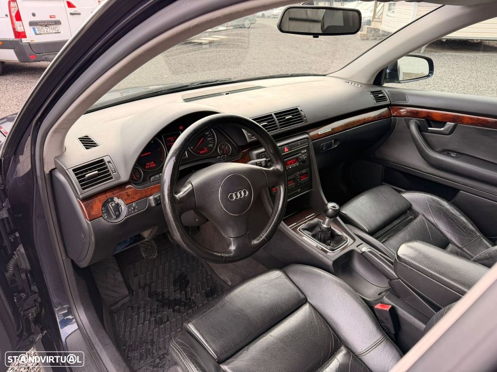 Audi A4 Avant 2.5 TDI quattro - 6