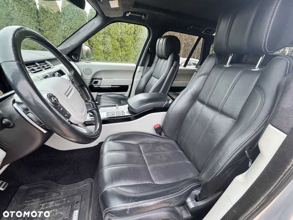 Land Rover Range Rover 4.4SD V8 AB Black - 32