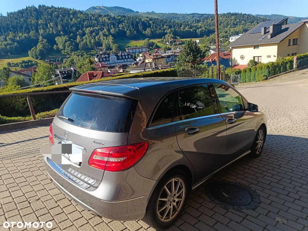 Mercedes-Benz Klasa B 220 4Matic 7G-DCT - 3