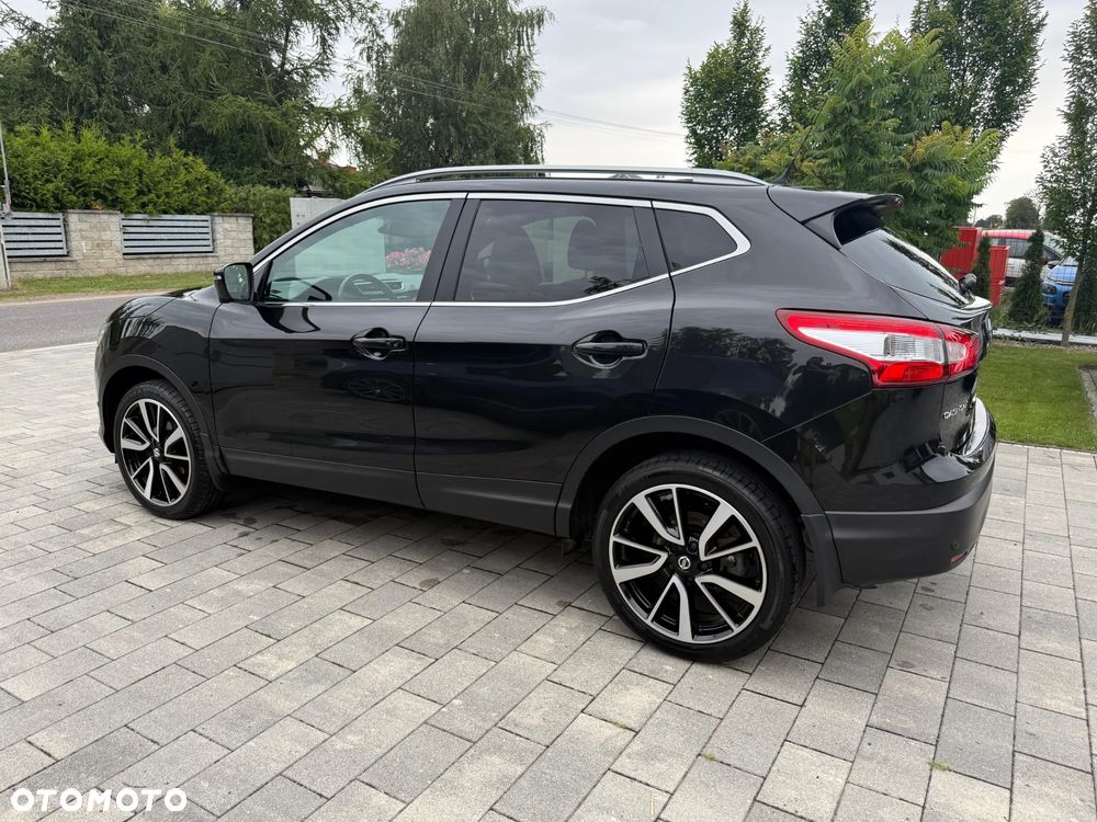 Nissan Qashqai 1.6 DCi Xtronic TEKNA - 8