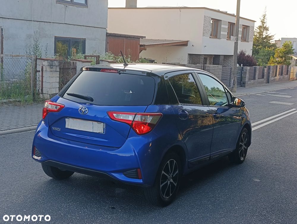 Toyota Yaris 1.5 Premium - 27