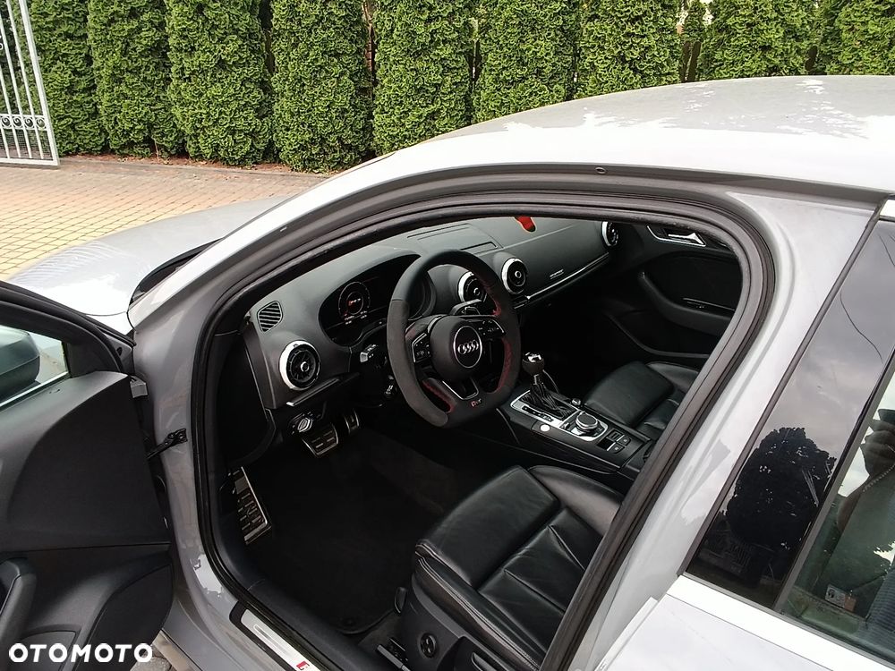 Audi RS3 Limousine 2.5 TFSI Quattro S tronic - 12