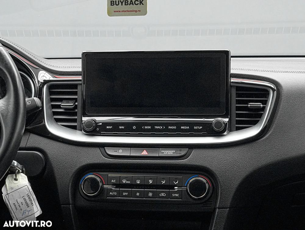 Kia Ceed 1.6 DSL MHEV 7DCT Star - 19