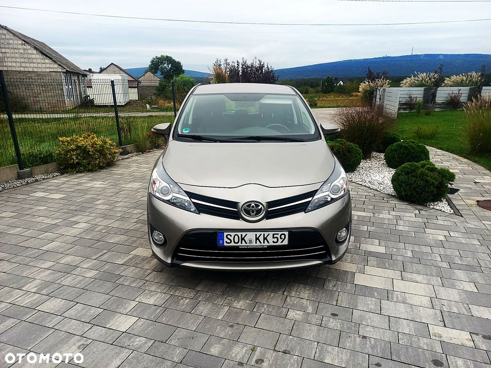 Toyota Verso 1.6 D-4D Prestige - 3