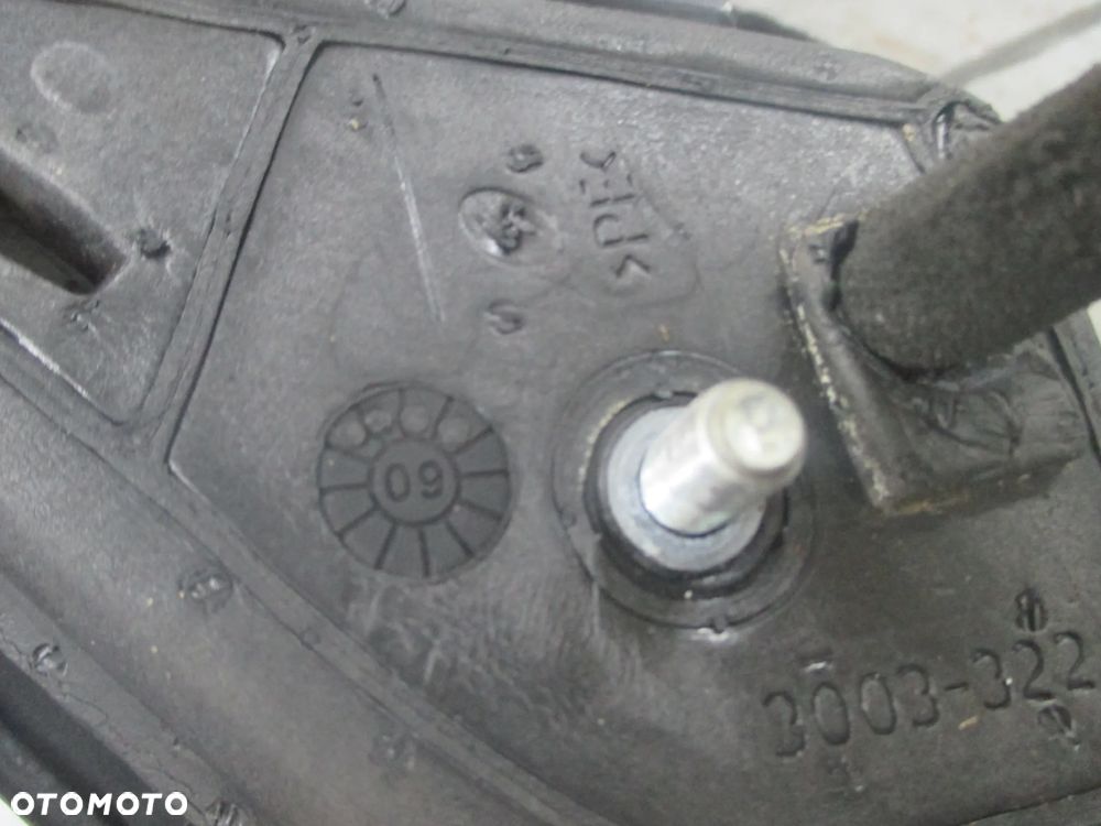 Lusterko prawe Volvo V50 6pin Europa - 6