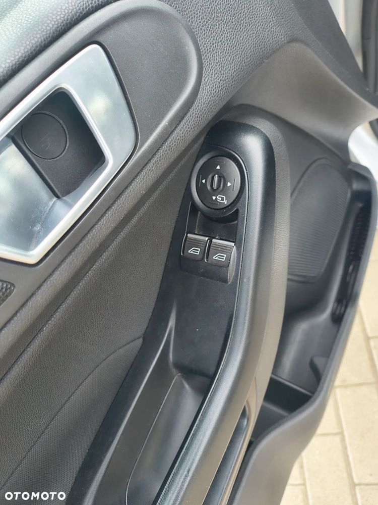 Ford Fiesta 1.0 Trend - 18