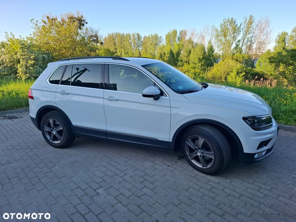 Volkswagen Tiguan - 4