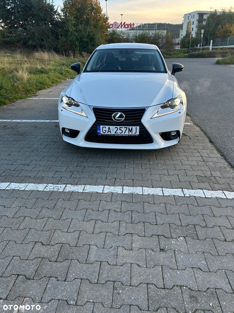 Lexus IS 200t Elegance - 8
