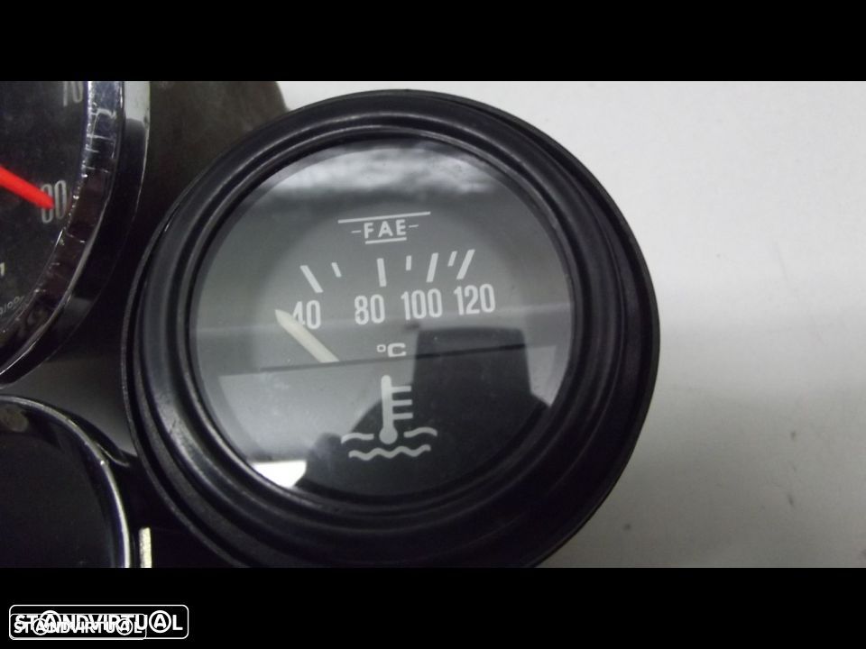 antigos e classicos manometros,conta rotaçoes,relogios - 3