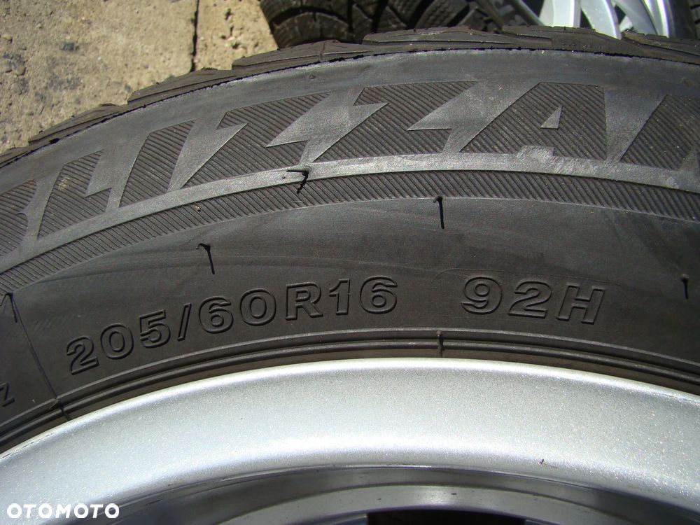 a80 5x112 VW Transporter Multivan Caravelle T4 Caddy Sharan 6,5jx16 opony zima 205/60 - 9