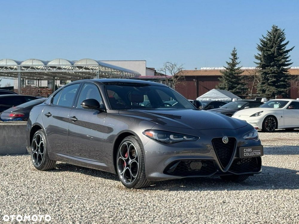 Alfa Romeo Giulia - 2