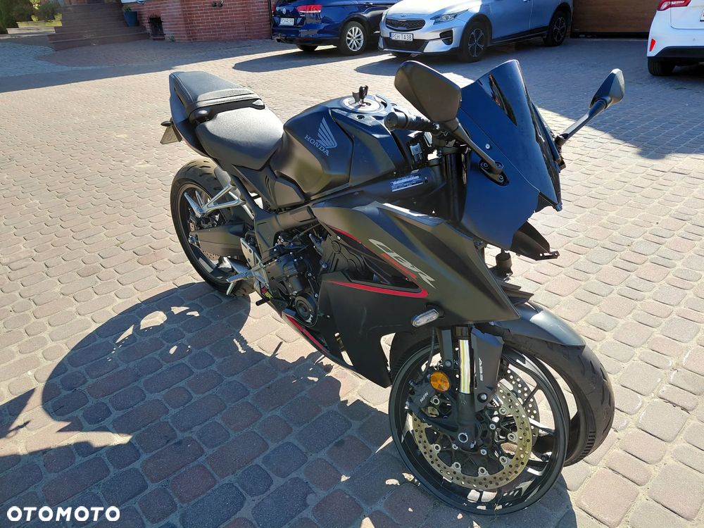 Honda CBR - 7
