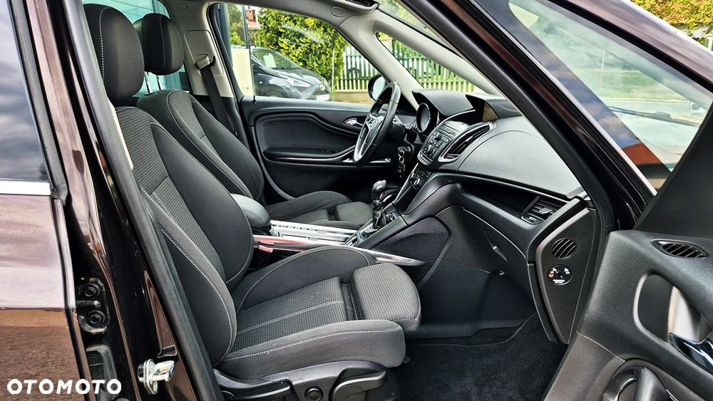 Opel Zafira Tourer 1.4 Turbo Sport - 39
